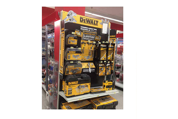 How can the design of Tool Hardware Display Rack Brand Customization improve the display effect of tools?